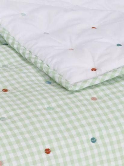 Gingham Stitch Quilted Bedspread