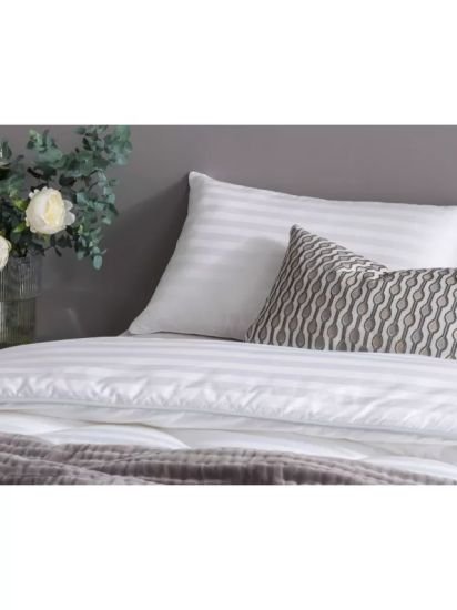 Standard Pillow, Medium